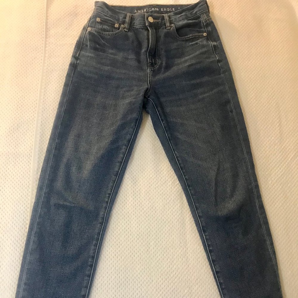 American Eagle Mom Jeans